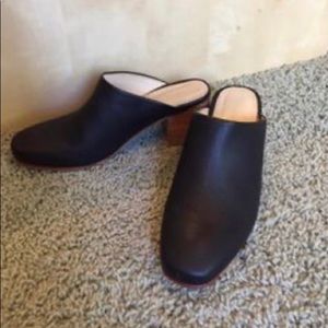Nisolo Paloma Mule in Black 6.5 EUC shoes mules